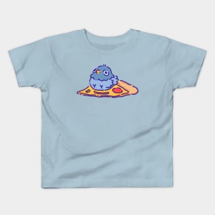 Pigeon sitting on a pizza Kids T-Shirt